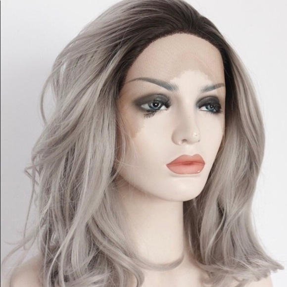 ?AALIYAH 12” GREY SILVER  LACE-FRONT OMBRÉ  WIG? main image 6